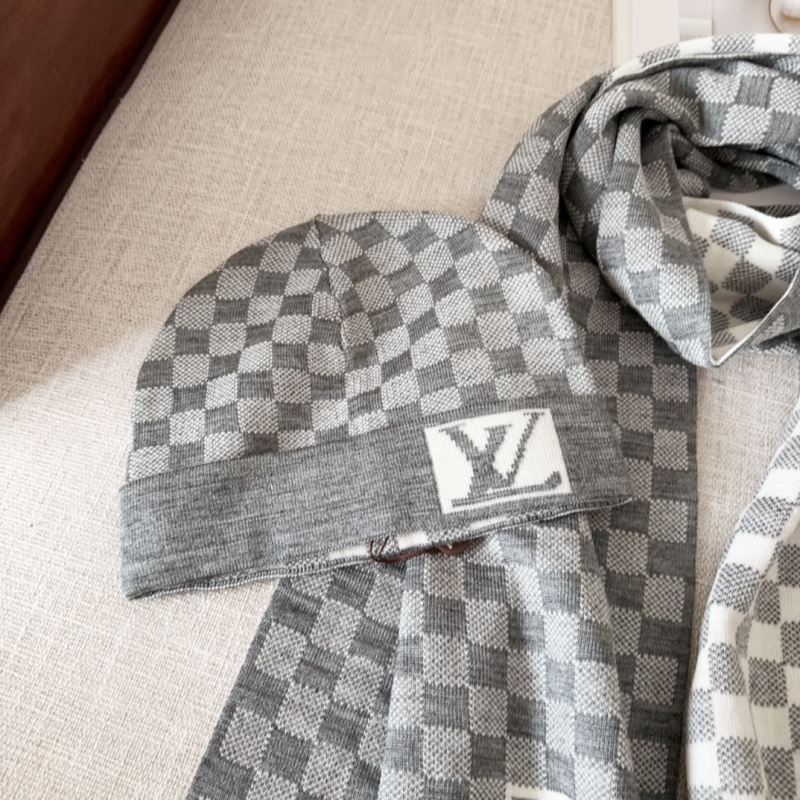 Louis Vuitton Caps Scarfs